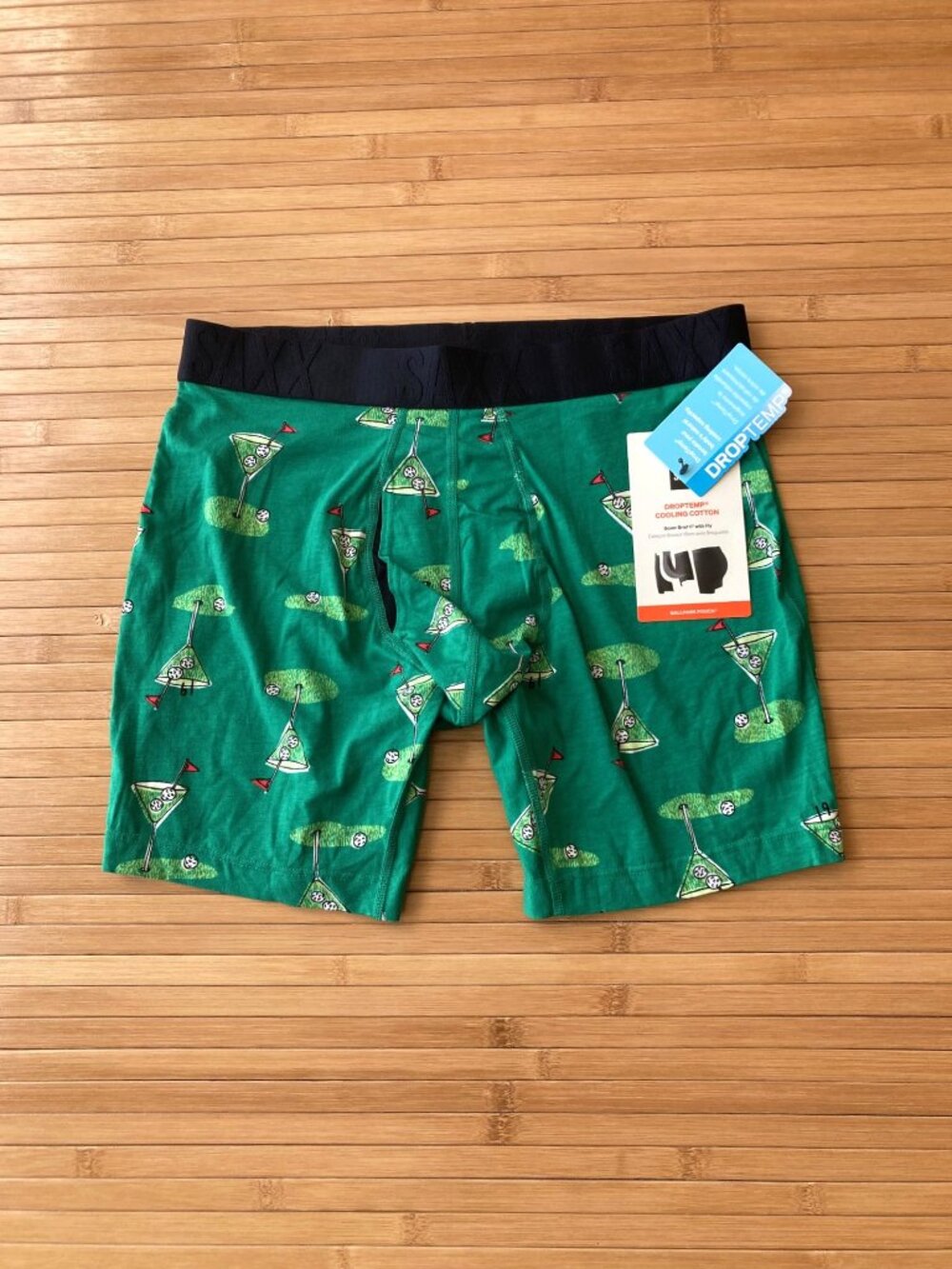 SAXX DropTemp Cooling Cotton Boxer Brief Mens Medium M Golf Martini Meadow NWT